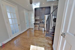 featured image of E 106th St #25