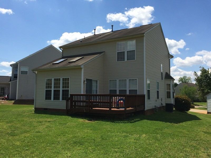 305 Londonderry Ct - Photo 3 of 19