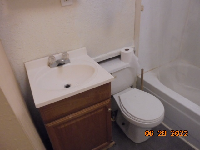 1941 Cotten Rd Apt A #A - Photo 3 of 7