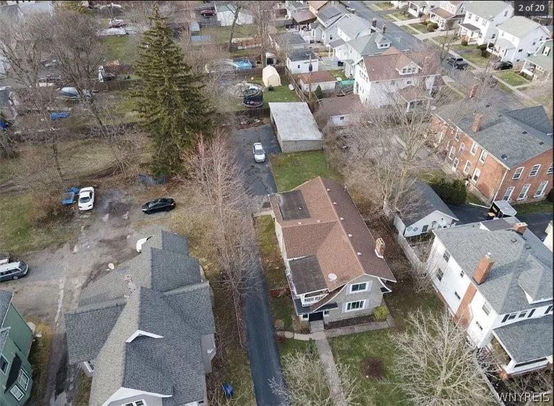 355 East Ave - Photo 2 of 9