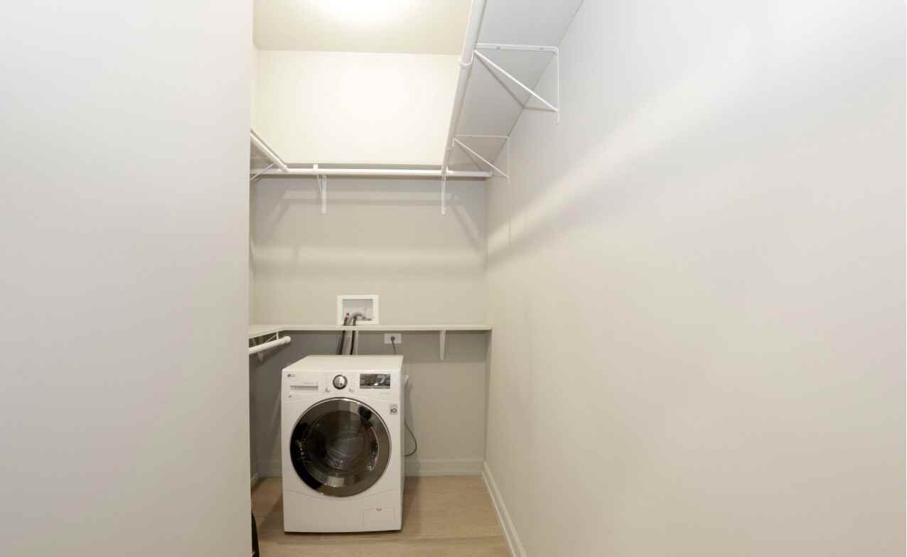 108 W Chicago Ave #1-1 - Photo 3 of 23