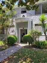 2507 North Beachwood Drive #4 - Photo 1 of 1