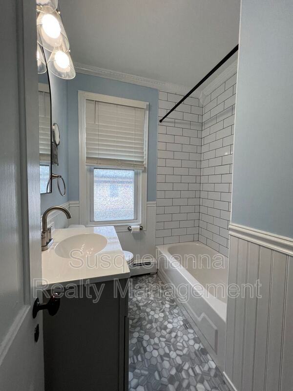 24 N 7th St - Photo 5 of 21