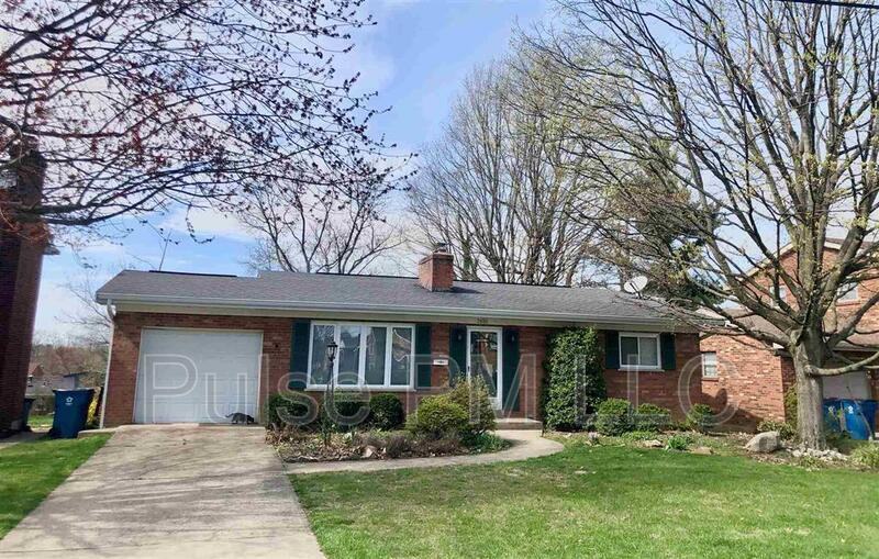 3920 Lloyd Ave - Photo 4 of 17