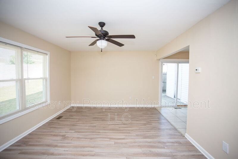 16 Lerner Ct - Photo 2 of 15