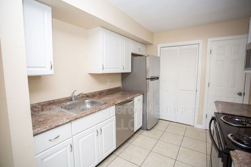 16 Lerner Ct - Photo 7 of 15