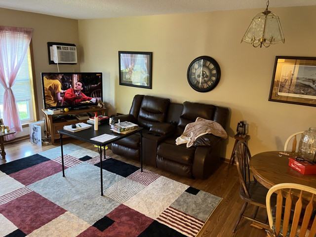 820 CJ Moe Blvd - Photo 3 of 7