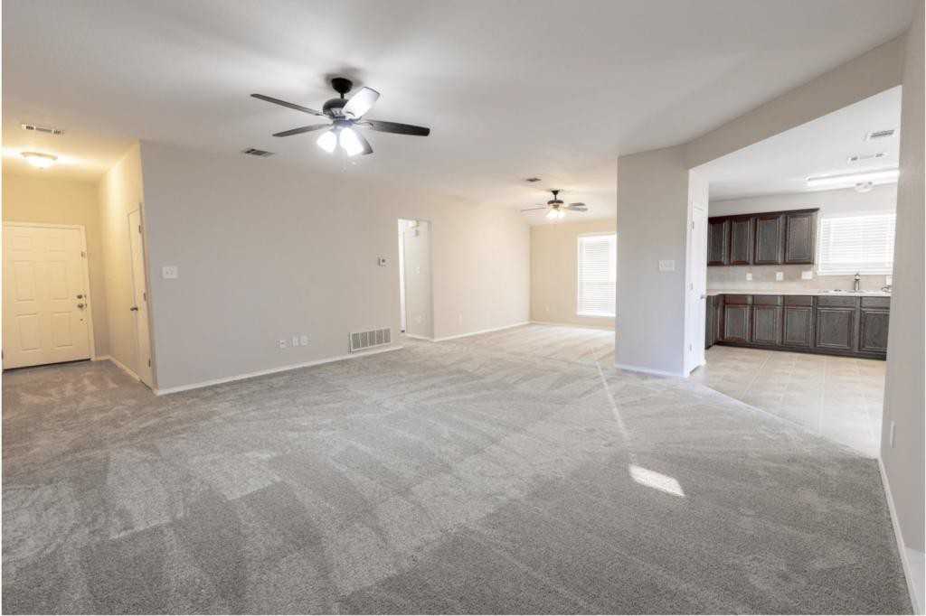 608 Bretts Way - Photo 3 of 13