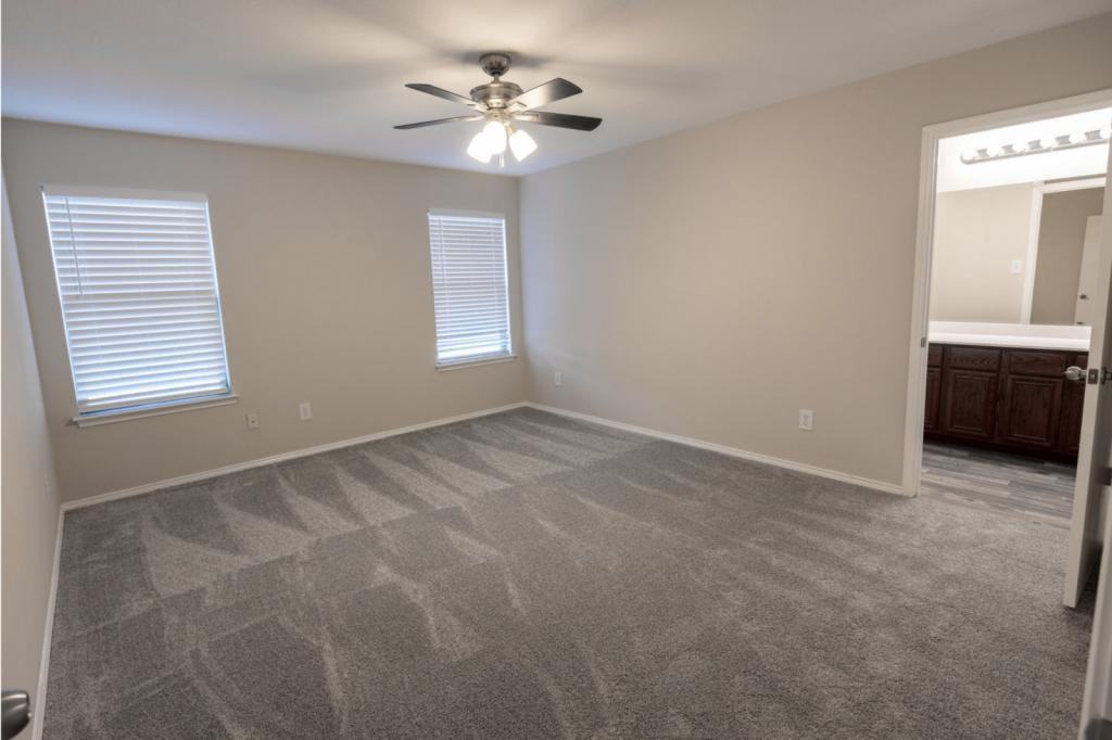 608 Bretts Way - Photo 7 of 13