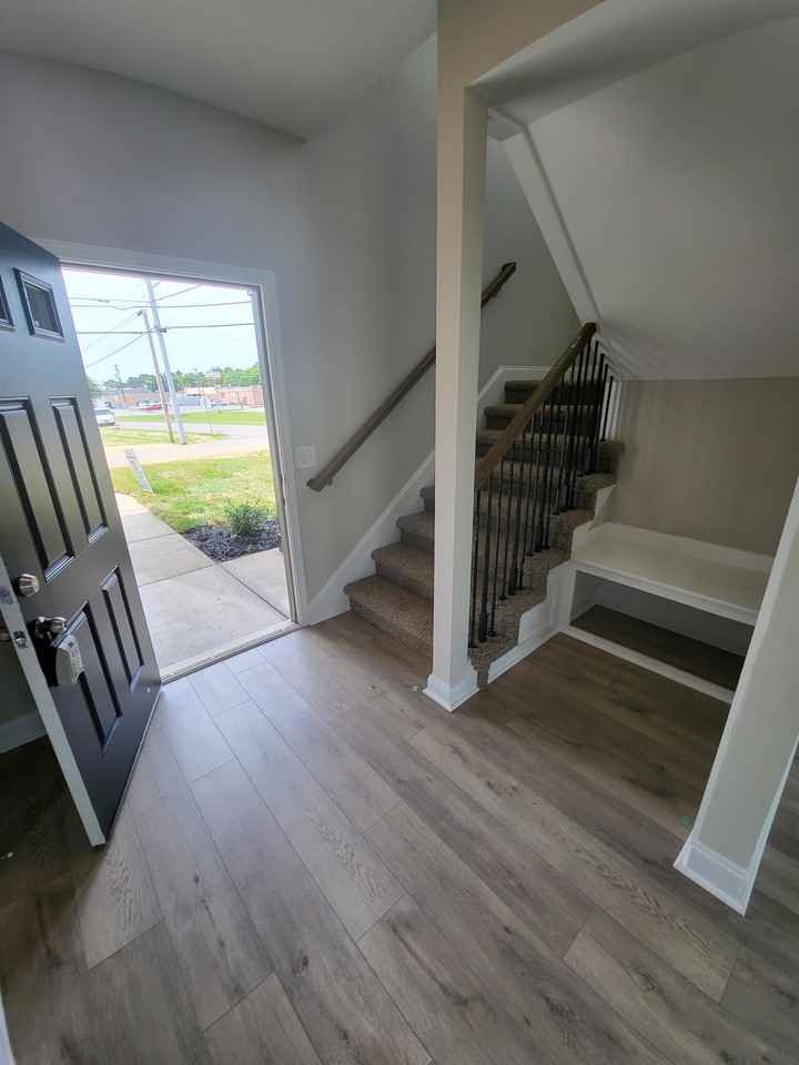 201 King Rd #1 - Photo 4 of 28