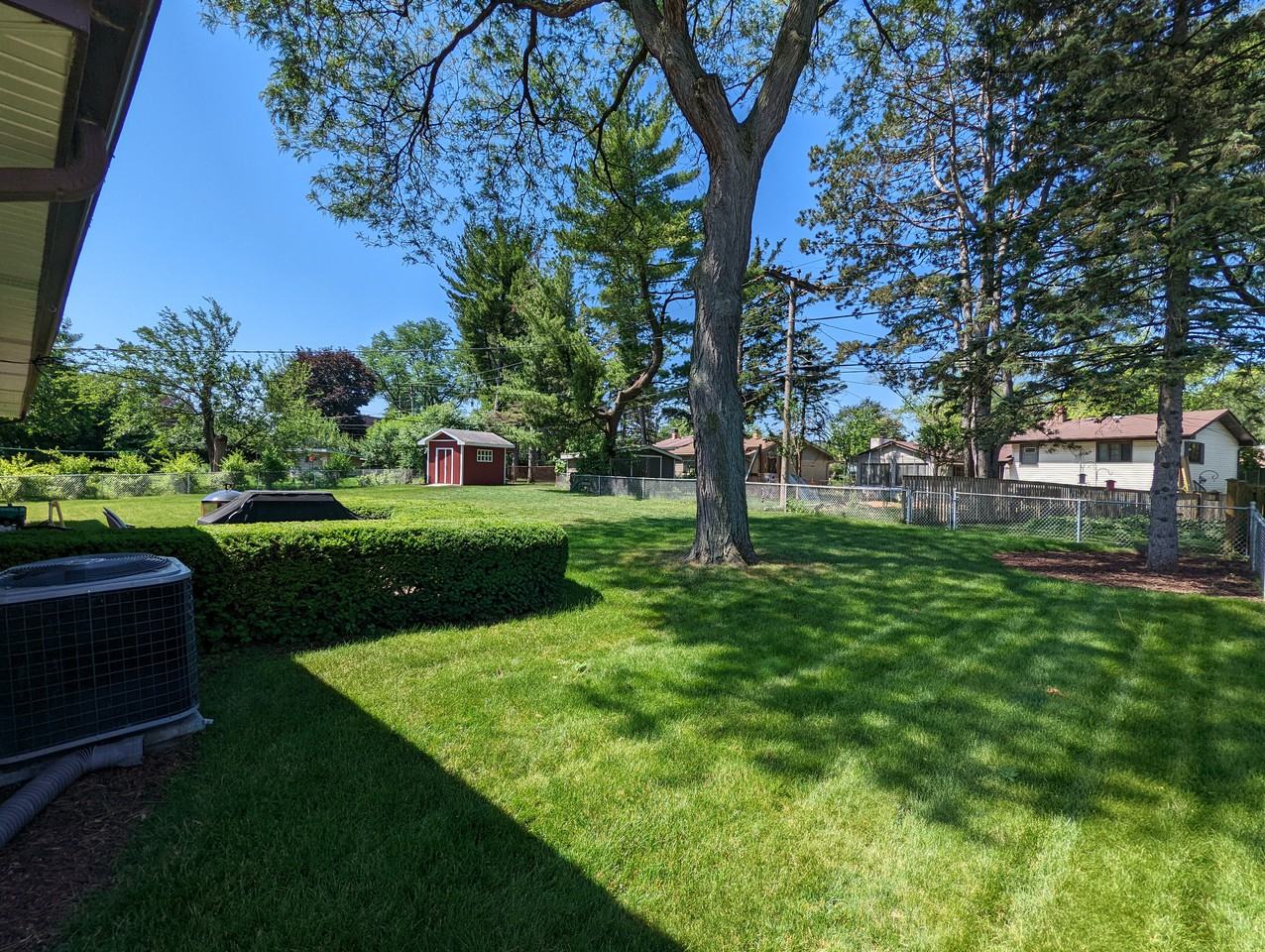 1431 E Emmerson Ln - Photo 2 of 16