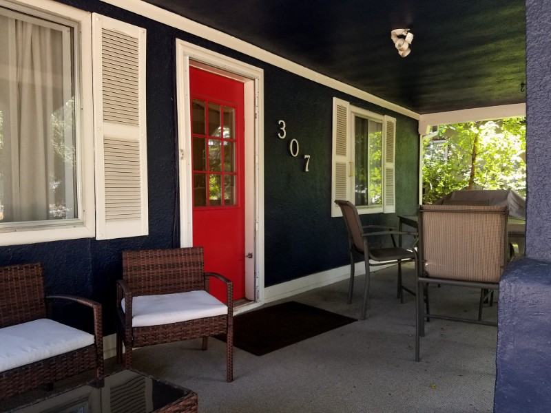 307 Cheyenne Blvd - Photo 3 of 20