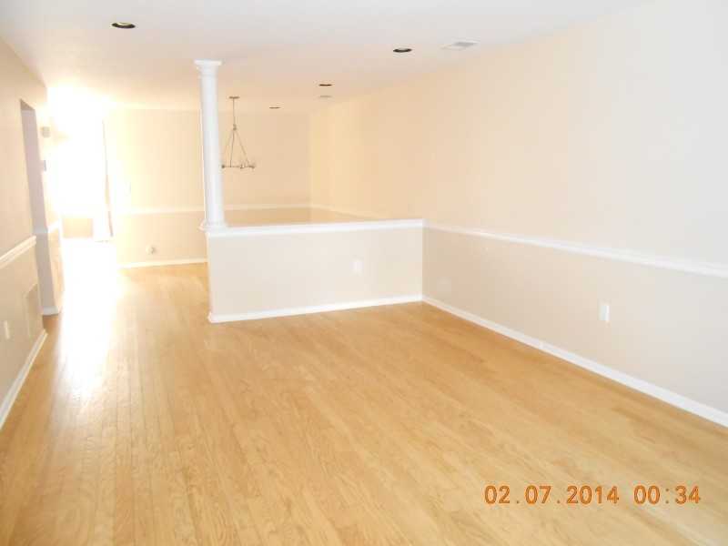 14 Prescott Ct - Photo 2 of 12