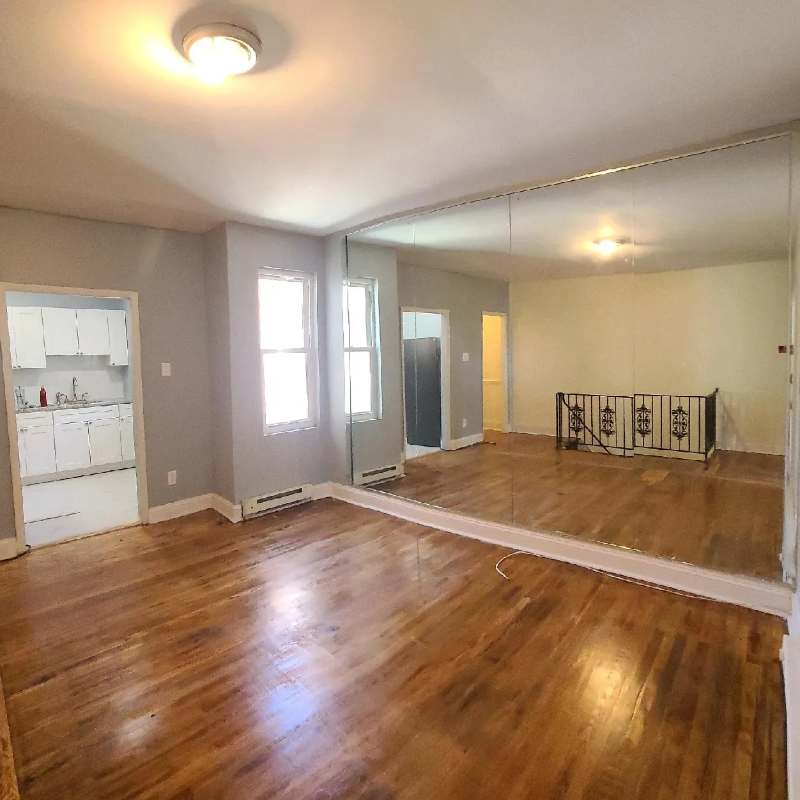 60XX Spruce St - Photo 3 of 12