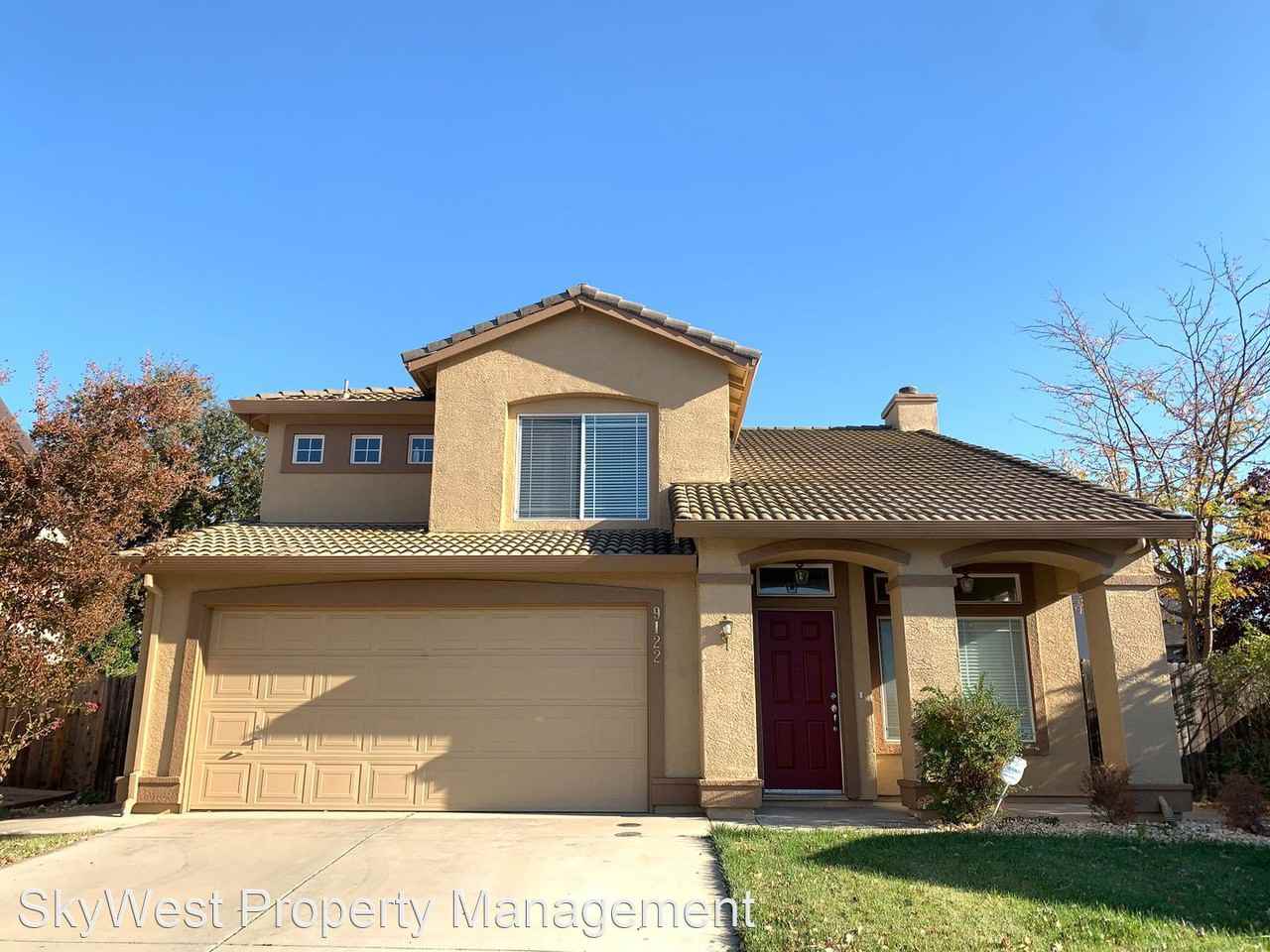 9122 Leland Oaks Ct - Photo 2 of 28