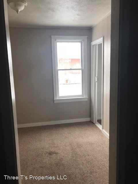 325 North Shiawassee Street - Photo 2 of 3