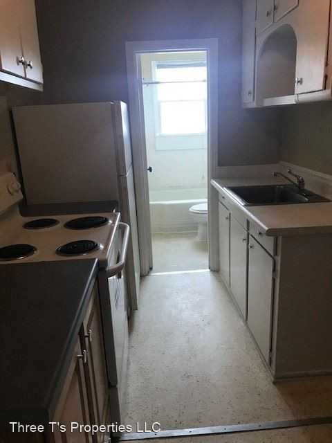 325 North Shiawassee Street - Photo 3 of 3