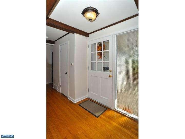 491 Plymouth Rd - Photo 2 of 25