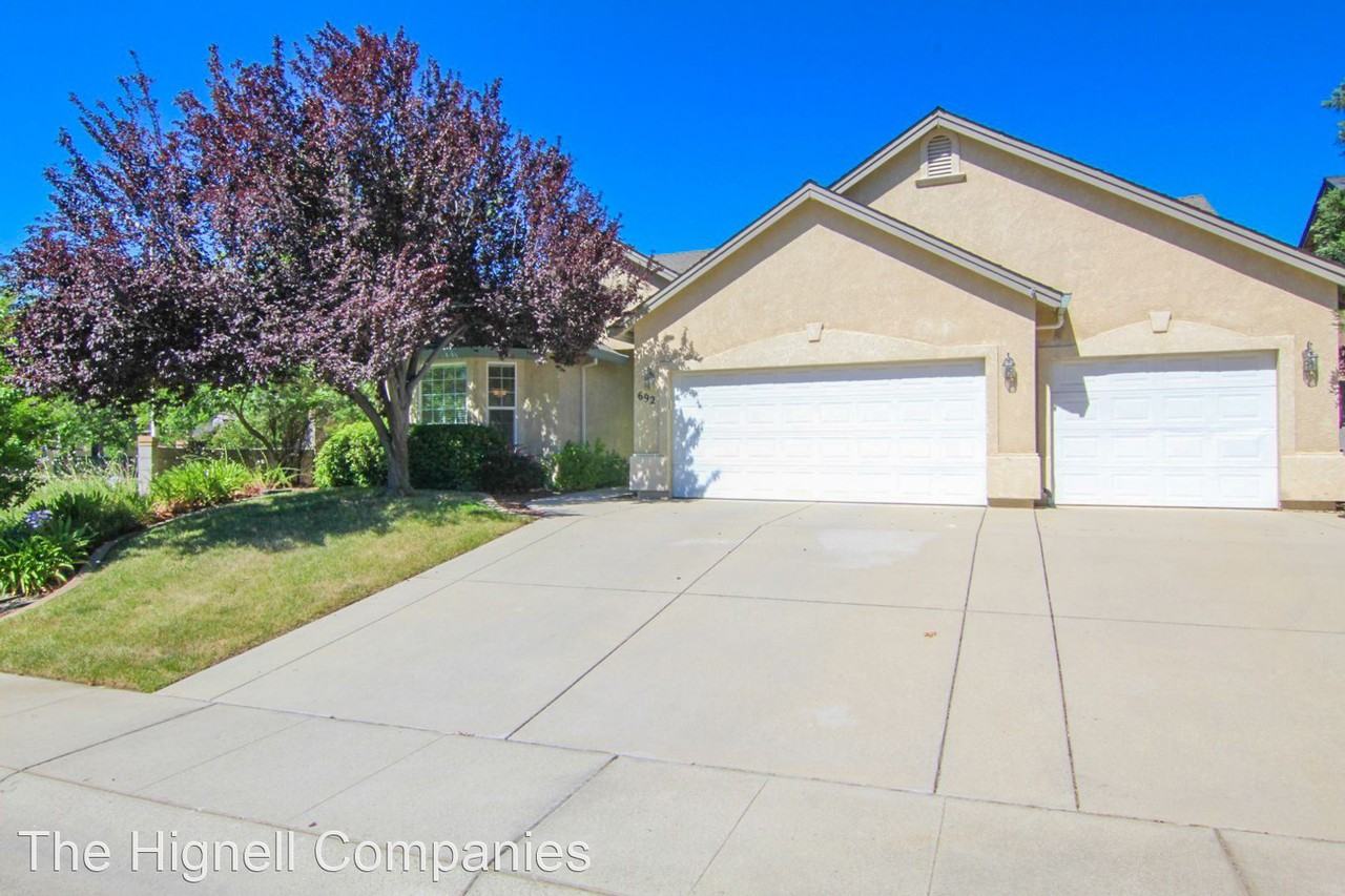 692 San Gabriel St - Photo 2 of 30