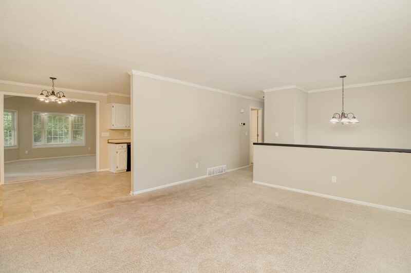 306 13th St S - Photo 3 of 18