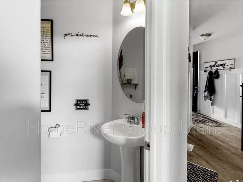 14797 S Garrison Ln - Photo 6 of 36