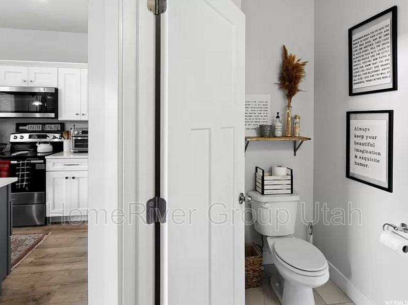 14797 S Garrison Ln - Photo 7 of 36