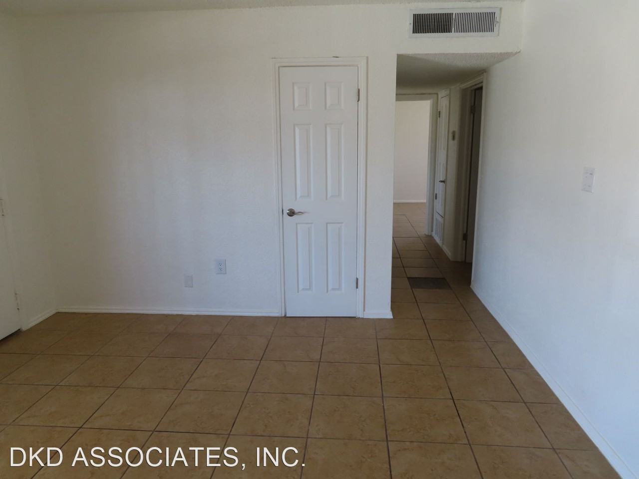 620 Encino Dr - Photo 3 of 13