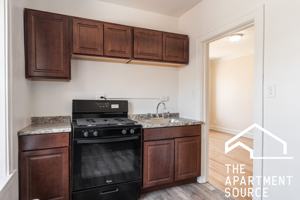 featured image of 2107 Grove Ave #104