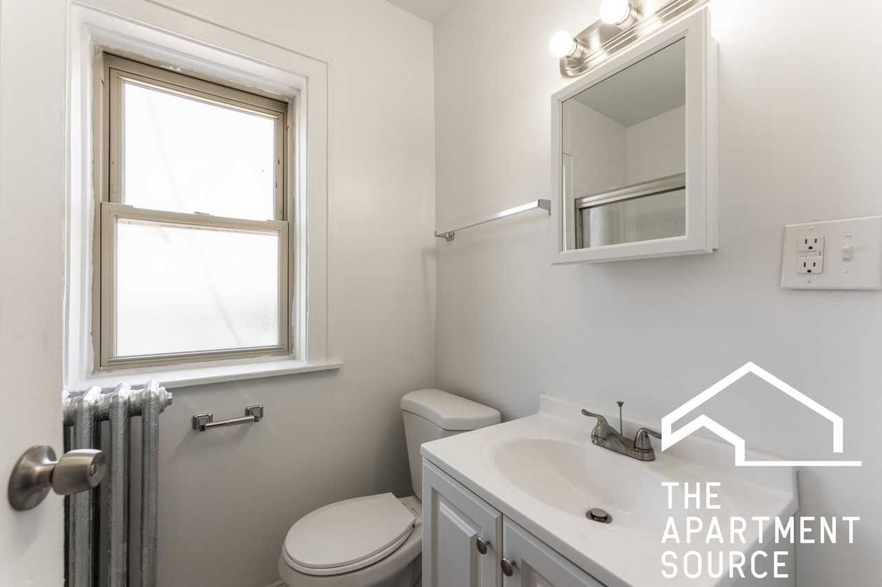 2107 Grove Ave #204 - Photo 6 of 6