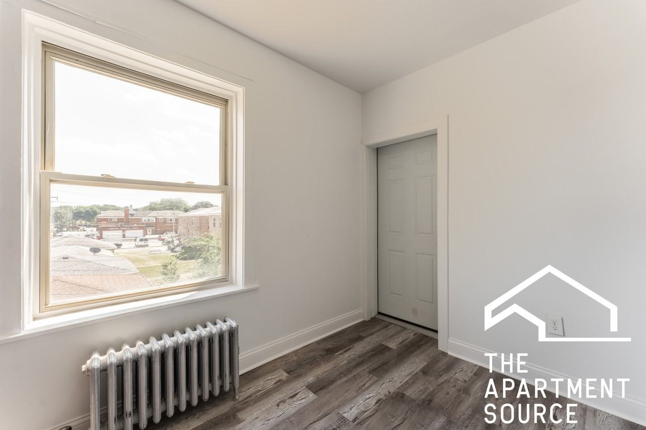 2109 Grove Ave #207 - Photo 4 of 7