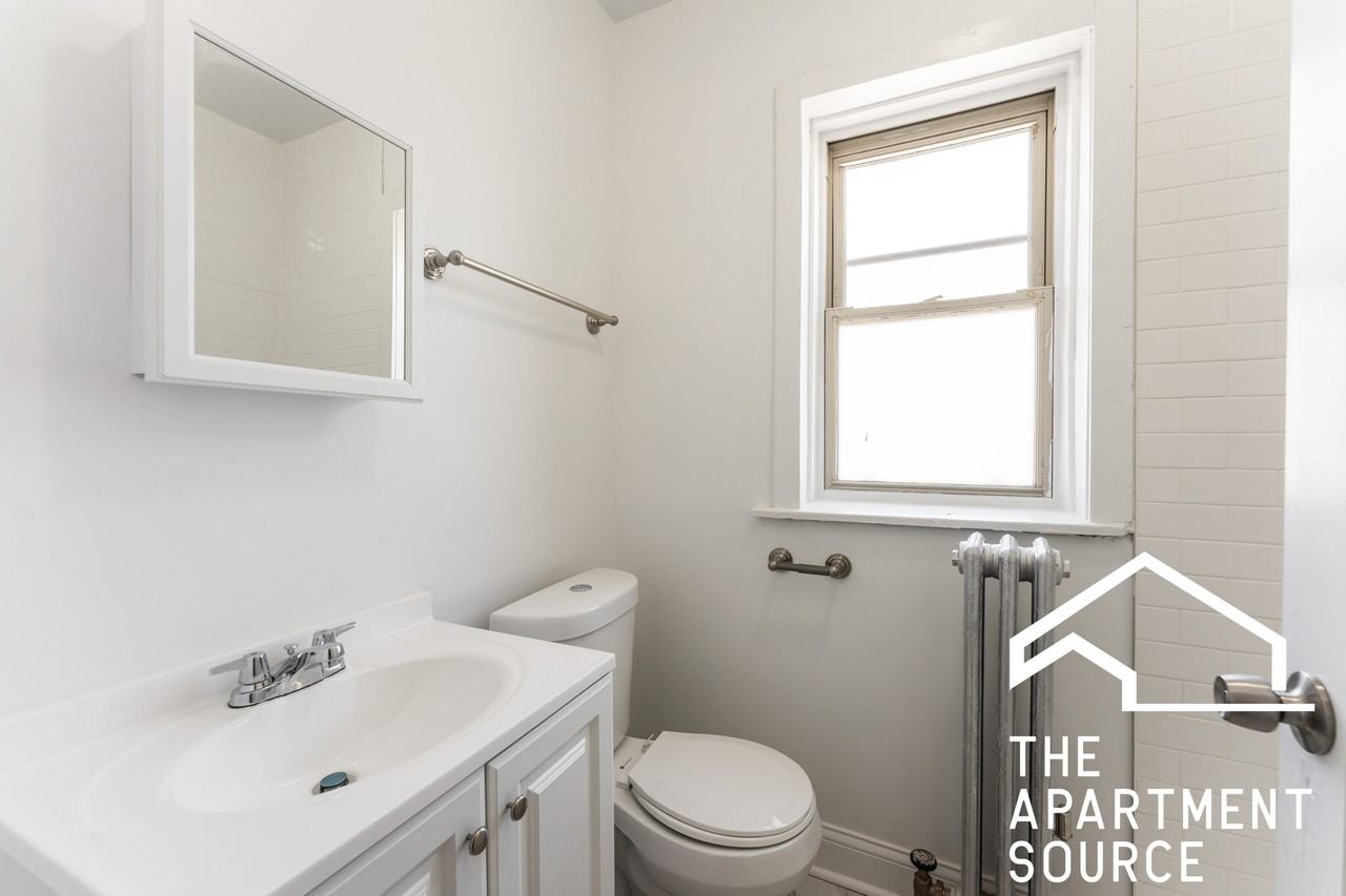 2109 Grove Ave #207 - Photo 5 of 7