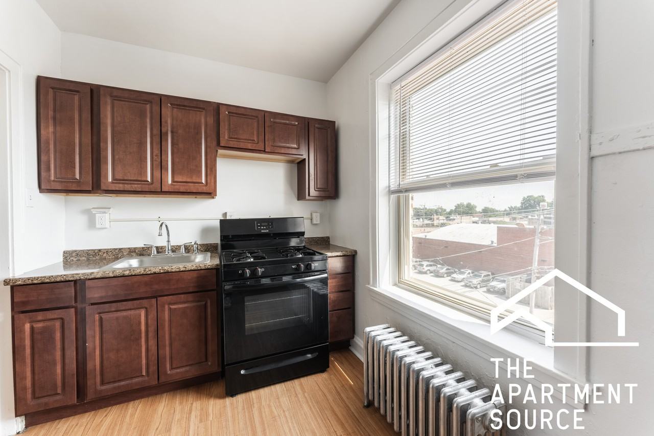 2109 Grove Ave #307 - Photo 2 of 8