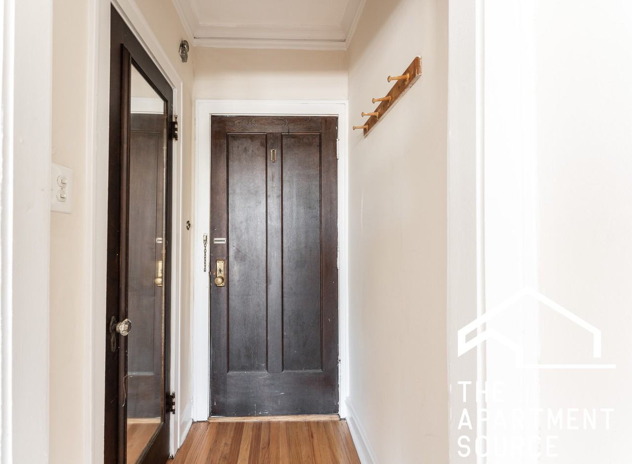 2109 Grove Ave #307 - Photo 5 of 8