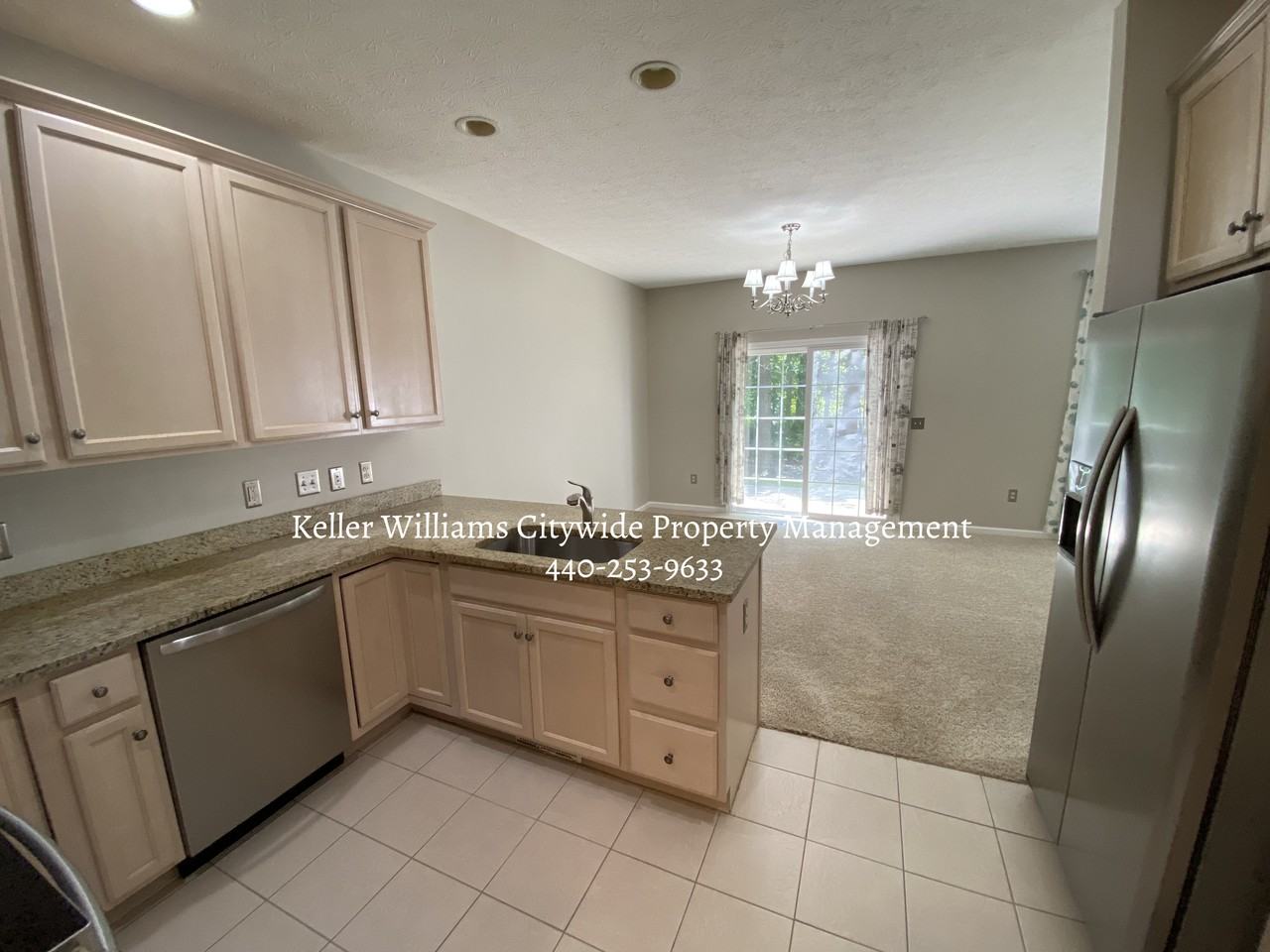 782 Lakeside Dr - Photo 4 of 20