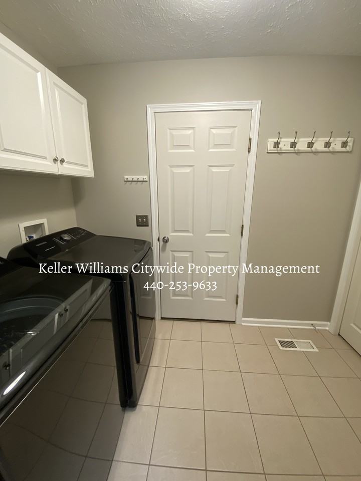 782 Lakeside Dr - Photo 6 of 20