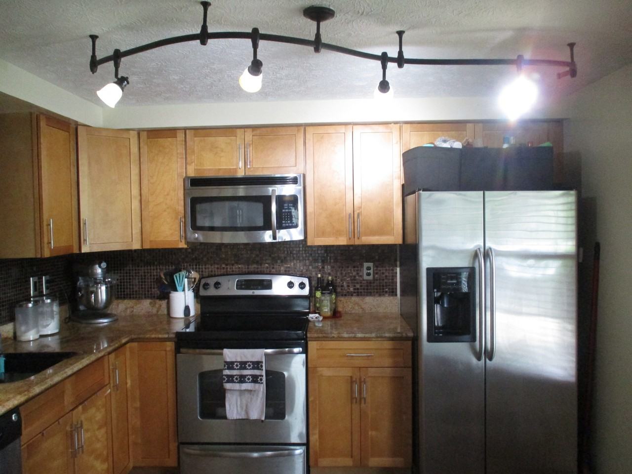 6254 Hammett St - Photo 2 of 5