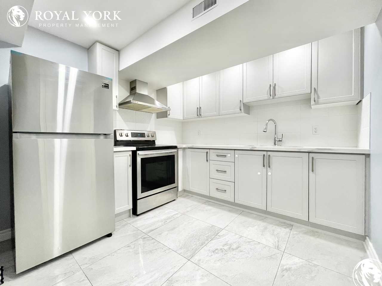 58 Tideswell Blvd #2 - Photo 2 of 23