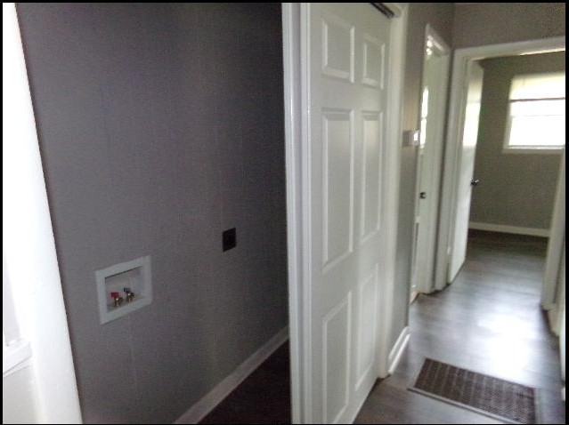 7410 Valley Dr - Photo 5 of 10