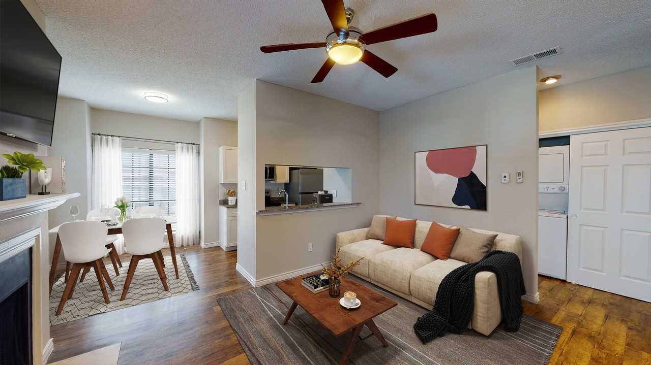 z-042623-Prime at Lake Highlands - Photo 2 of 11