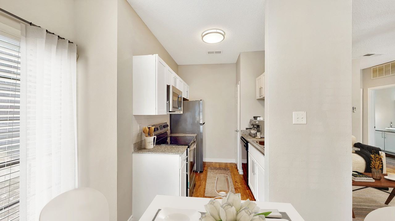 z-042623-Prime at Lake Highlands - Photo 4 of 11