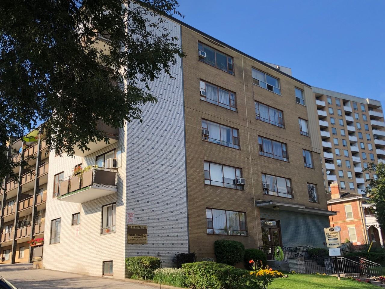 4070 Old Dundas Apartments in Warren Park, Toronto, ON M6S 2R6 Zumper
