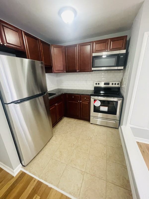 265 W Baltimore Ave - Photo 2 of 13