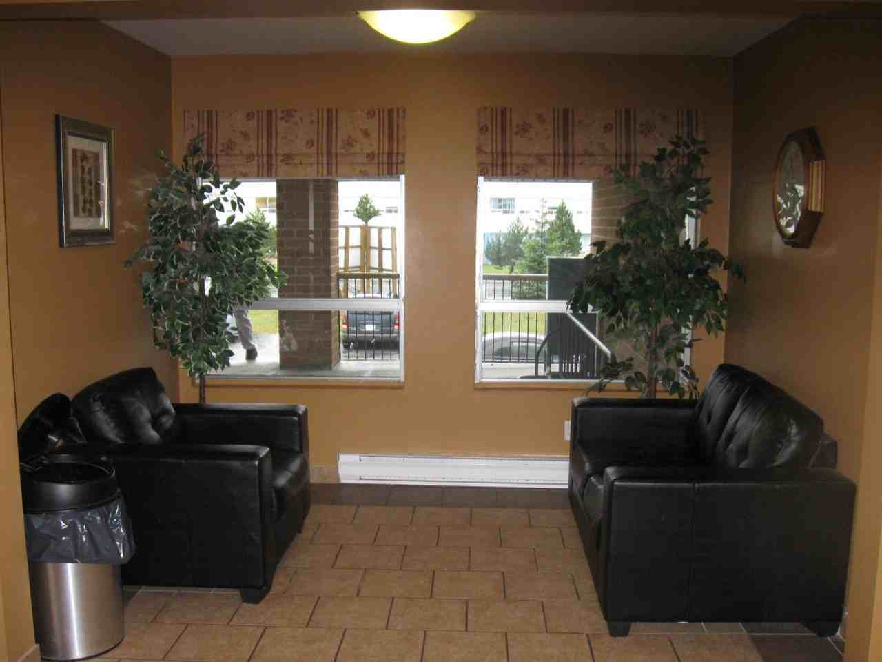 Regency Apartments - Photo 3 of 9