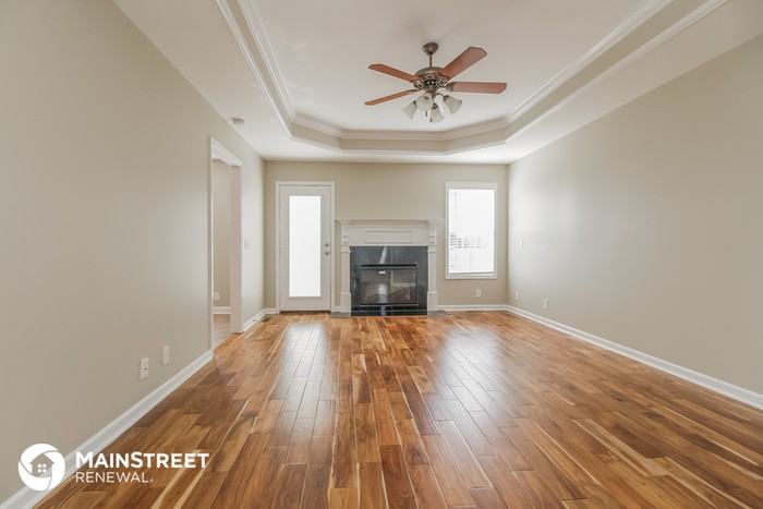 125 Matheus Ct - Photo 2 of 15