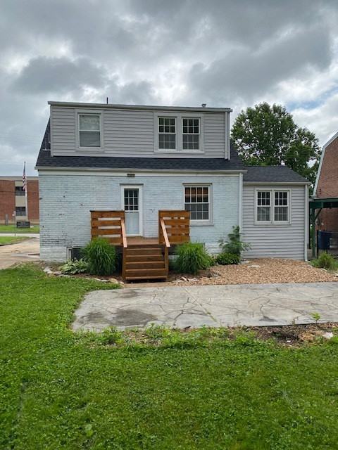 2623 Sims Ave - Photo 3 of 26