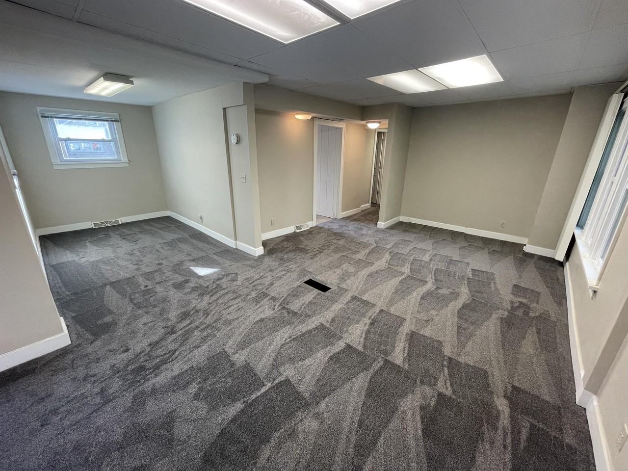 3240 E Washington Ave #3240 - Photo 3 of 10