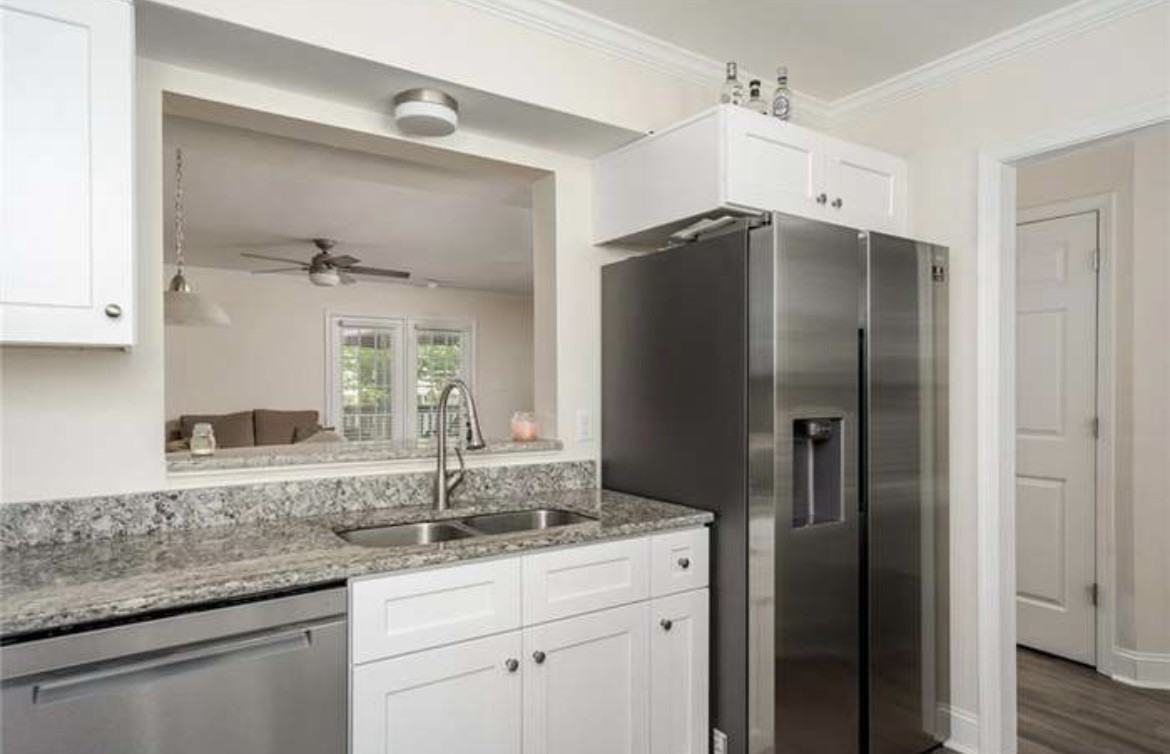 4365 Baylor St #1 - Photo 3 of 12