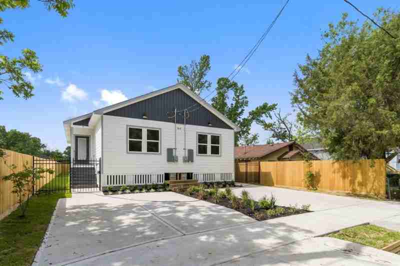 769 Dillard Street ##A