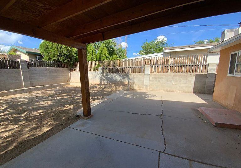 9601 Dona Marguerita Ave Ne - Photo 2 of 15