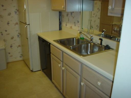 692 Balfour Rd - Photo 3 of 11